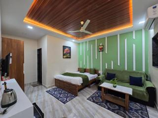 saaz resort and lawn - Karjat - 0