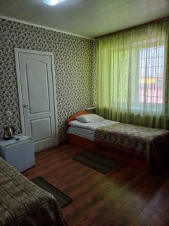 Hotel Gostynnyi Dvir - Sharhorod - 7