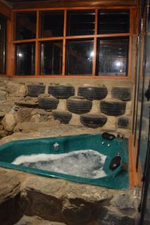 Ohana Earthship - 3