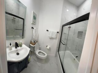 5th and M - luxury, comfort & convenience - 1