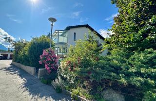 Chasa Stefania, modernes Engadiner Haus mit Wellness und Sauna - 1