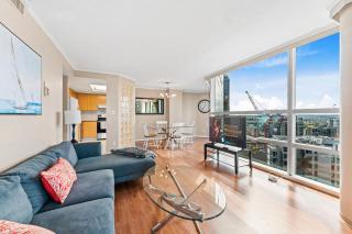 Fantastic Two Bedroom Condo with Panoramic City Views - Vancouver - 0