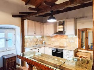 'Perithyron', Konstantina's House, Old Perithia - An Authentic stone Retreat in Corfu's most Historic Village - Ypsilás - 7