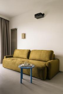 Cinema 1114 Quorum apartment with projector - 3