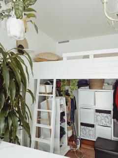 Cozy and Cute Studio Apartment with a Loft Bed, 13 mins walk to Westfield White City - London - 8