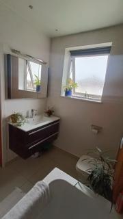 Double bed, ensuite, off street parking - 4