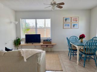 Steps to the Sand - Private Beach Access & BBQ Grill - Indialantic - 6