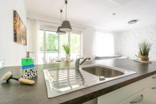 Cozy Apartment in quiet Area with Balcony and Parking - 9