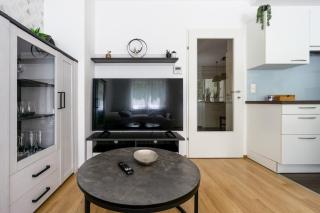 Cozy Apartment in quiet Area with Balcony and Parking - 2