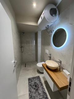 Modern Deluxe Diar Apartments - Durrës - 4
