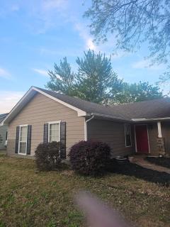 The Cozy Ruby Entrance Cottage - Montgomery - 8