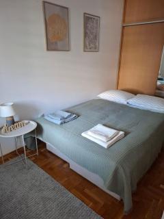 NS Urban Stay-Studio with Balcony and Free Parking - 4