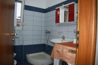 Noah 2 bedrooms apartment 300 m from Lungomare with Private Parking - Vlorë - 5
