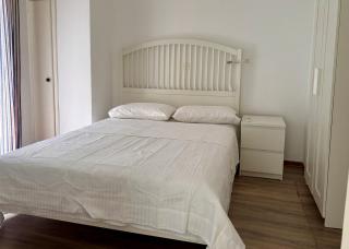 2 bedroom near Dafni metro - 8