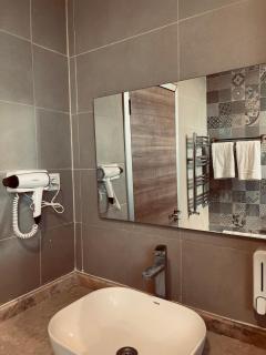 Almoudayna Hotel - Tichi - 8