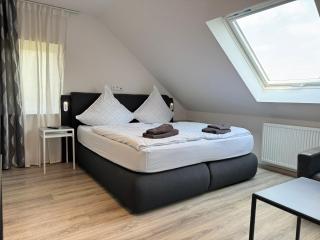 Ferienwohnung Apartment - Free Parking - WiFi - Kitchen - Essen - 8