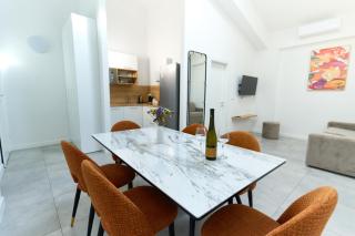 Lukas Apartments 3 - 6