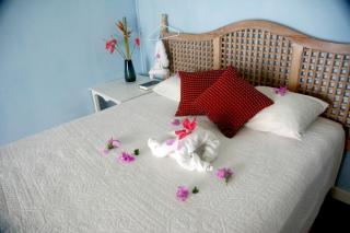 Barefoot Suites - 3
