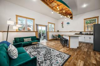 Adventurous Escape on Spider Lake - Rent Pontoons! - 0