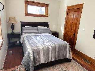 Fiesinger House - Private 1-bd unit, Historic Home Downtown Sandusky - Sandusky - 3