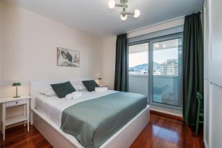 Apartment Nedica - Balcony, 2 Kings, Lift & AC - 7