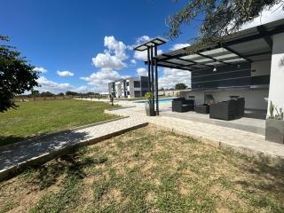 Luxurious Motherland Apartments - - 9