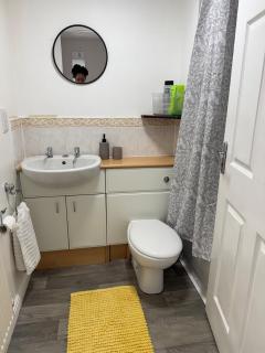 PAGC - Powys Close Stay - - 4