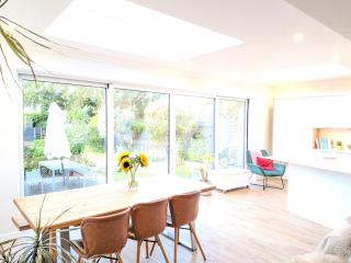 4-Bed Home, 5 min Walk to the Beach - Southbourne - 6