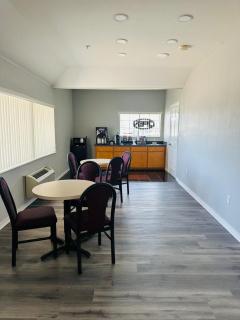 Executive Inn & Suites West Columbia - West Columbia - 2