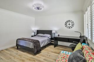 3BR 2BR West Hills Retreat Heart of the Valley near Malibu and Freeway - 7