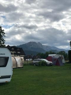 Camping Zakopane Willa Skoczek oferta nie dotyczy noclegu w pokoju ,w namiocie ręczniki woda mineralna , kołdra poduszki lub śpiwory - Zakopane - 9