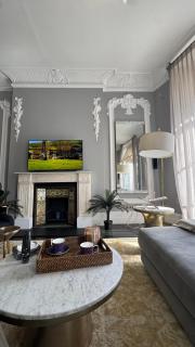 Flat by - Londra - 9
