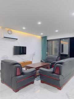 Golden Palm Apartment with overlooking view - 7