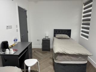 Old Ridgeway Hotel - Chingford - 9