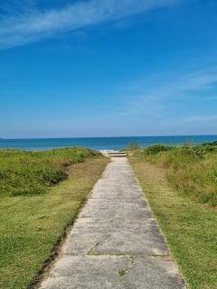 Belo apartamento em frente a praia de Gaivotas - 1