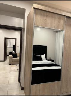 Skynest Luxurious 2 Bedroom Apartment - Nairobi - 8