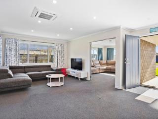 Reel Weekend Batch - Waihi Beach - 0