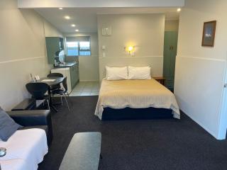 A'La Vista Motel - 3