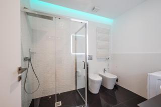 Duomo Area Luxury Design & Netflix Mood - 2