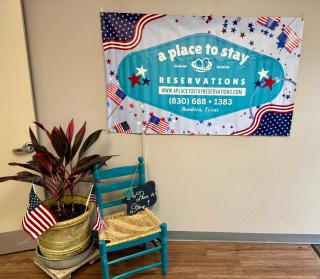 A Place to Stay Reservations Rooms - 7