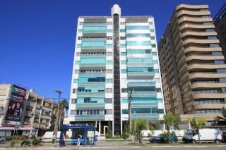 Apto amplo e moderno na Av Beira-Mar Norte - 9