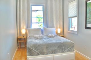 15 Minutes From Manhattan 2-Bedroom Apartment in LIC Astoria Queens - - 6