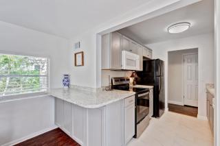 Charming West Palm Beach Home - 7
