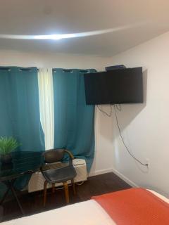 Gatehouse Motel - Corning - 7