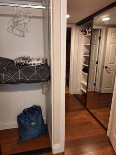Vacation 2 Bedroom First floor luxury condo La Jolla, Spa, Pool, Gym - 9