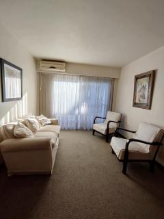 Departamento céntrico con balcón - Concordia - 5