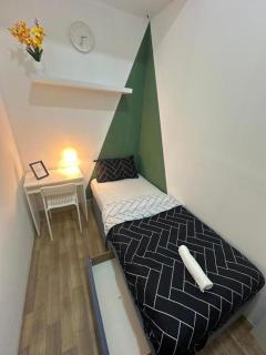 Incredible Partition Room In Barsha Heights Tecom - 9