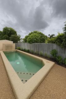 Tropical 4 Bedroom, 2 Bathroom, Pool Home - Ross River - 5