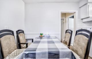 Entire three bedrooms house - Richmond Hill - 8