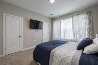 Spacious 4BR House with Private Garage - Washington, D.C. - 6